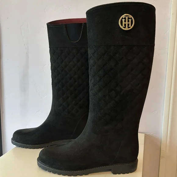 Tommy Hilfiger Black Quilted Winter Boots - Picture 1 of 7